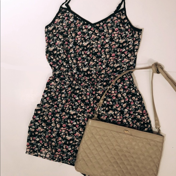 H&M Dresses & Skirts - Relaxed Floral Romper with crisscross Back